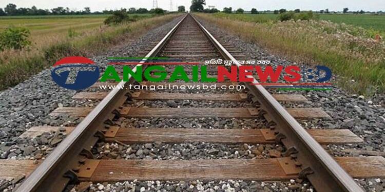 কালিহাতীর হাতিয়ায় ট্রেনে কাটা পড়ে এক ব্যক্তি নিহত
