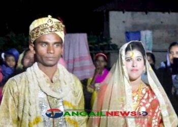 মাথা ঝাঁকিয়ে কবুল বলে বিয়ের সম্মতি জানান দুই বাক প্রতিবন্ধী