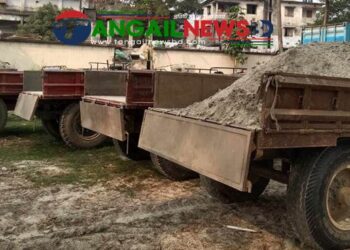 টাঙ্গাইলে জাপা নেতার মাটি কাটা উৎসবে পুলিশের অভিযান