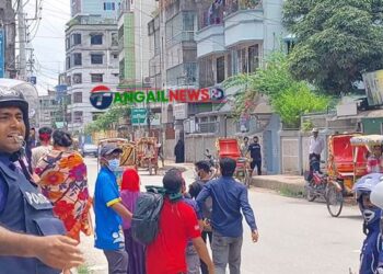 টাঙ্গাইলে কোটা আন্দোলনকারীদের ছত্রভঙ্গ করে দিয়েছে পুলিশ