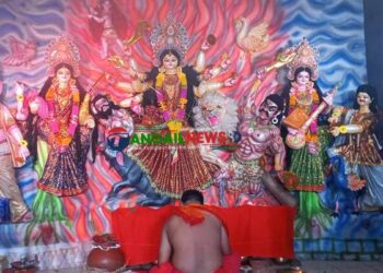 টাঙ্গাইলে মন্ডপে মন্ডপে অনুষ্ঠিত হয়েছে দেবী দূর্গার মহাঅষ্টমী পুজা