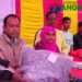 যমুনা চরের সুবিধাবঞ্চিত শিক্ষার্থীদের শীতবস্ত্র ও সেলাই মেশিন বিতরণ