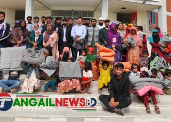 অসহায় ও দুস্থদের শীতবস্ত্র বিতরণ করলেন মাভাবিপ্রবির ‘সিআরসি’র