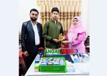 সখীপুরে আর্ত-সন্ধান ব্লাড ফাউন্ডেশনের সম্মাননা স্মারক প্রদান