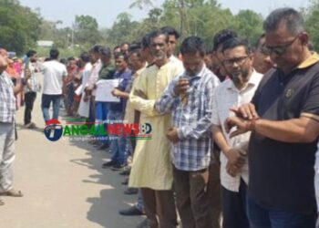 সখীপুরের বহুরিয়া ইউপি চেয়ারম্যানের অপসারণ দাবিতে অফিসে তালা