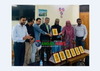 মাভাবিপ্রবির অধ্যাপক হওয়া সাবেক শিক্ষার্থীদের সংবর্ধনা