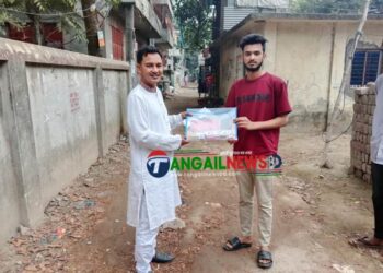 এসএসসি পরিক্ষার্থীদের উপহার দিলেন টাঙ্গাইল পৌরসভার কাউন্সিলর প্রার্থী এলিচ