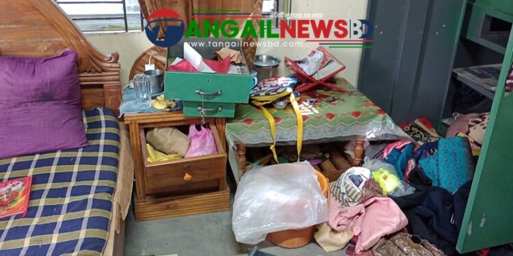 বাসাইলের হাবলায় প্রবাস ফেরতের বাড়িতে দুর্ধর্ষ চুরি