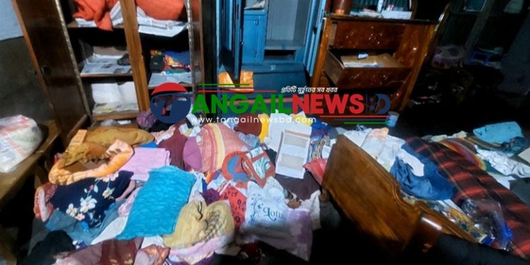 মির্জাপুরে এনটিভির সাংবাদিকের বাড়িতে দিন-দুপুরে চুরি