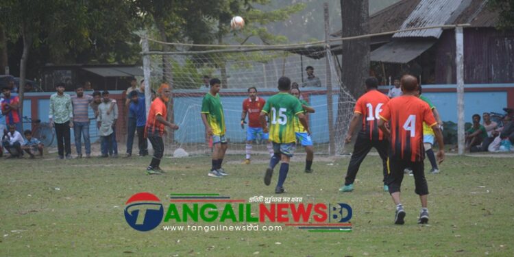 টাঙ্গাইল ফোরটি আপ ব্রাদার্সের বৈশাখী প্রীতি ফুটবল ও নৌকাভ্রমণ অনুষ্ঠিত