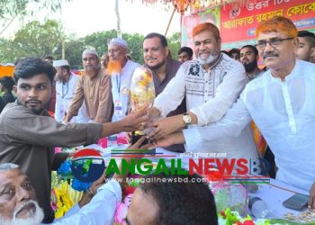 মির্জাপুরে আরাফাত রহমান কোকো স্মৃতি ফুটবল টুনার্মেন্টের ফাইনাল