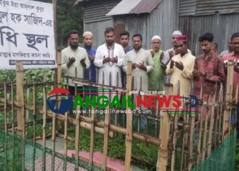 ধনবাড়ীতে জুলাই দুই শহীদের কবর জিয়ারত করলেন এনসিপি নেতারা