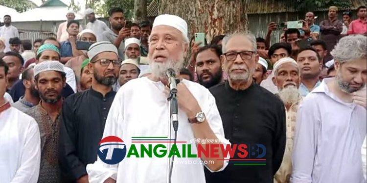কাদের সিদ্দিকী ও ছেলে কান্নায় ভেঙে পড়লেন জানাজায়