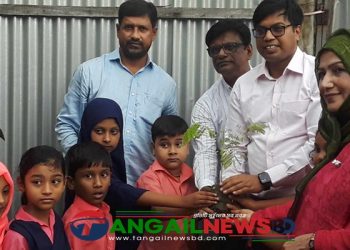 মির্জাপুরে একযোগে ১৭০টি প্রাথমিক স্কুলে বৃক্ষরোপন কর্মসূচি পালিত