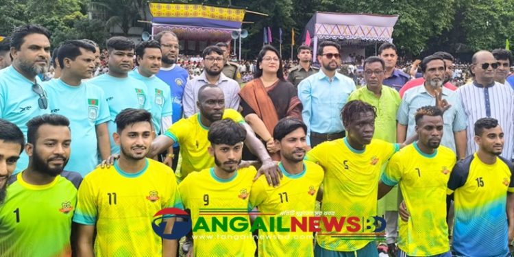 নাগরপুরে উপজেলা গোল্ডকাপ ফুটবল টুর্নামেন্টের ফাইনাল খেলা অনুষ্ঠিত