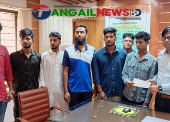 চেক পেলেন জুলাই অভ্যুত্থানে দু'চোখ অন্ধ মির্জাপুরের হিমেল