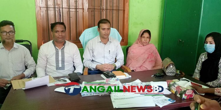 টাঙ্গাইলে বাঘিল ইউনিয়নে ভিউব্লিউবি উপকারভোগীদের মধ্যে যাচাই সম্পন্ন