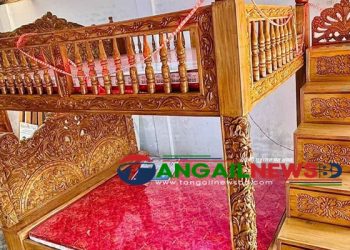 এলেঙ্গায় হারুনের রাজকীয় দ্বিতল খাটের দাম ৫ লাখ টাকা!