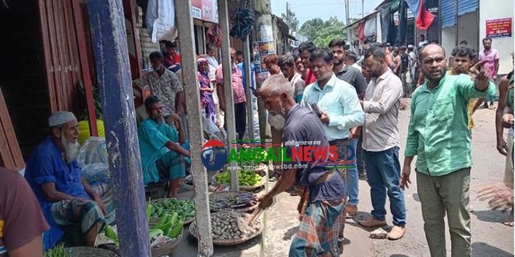 গোপালপুরের বাজারে ফুটপাত দখলমুক্ত করতে অভিযান