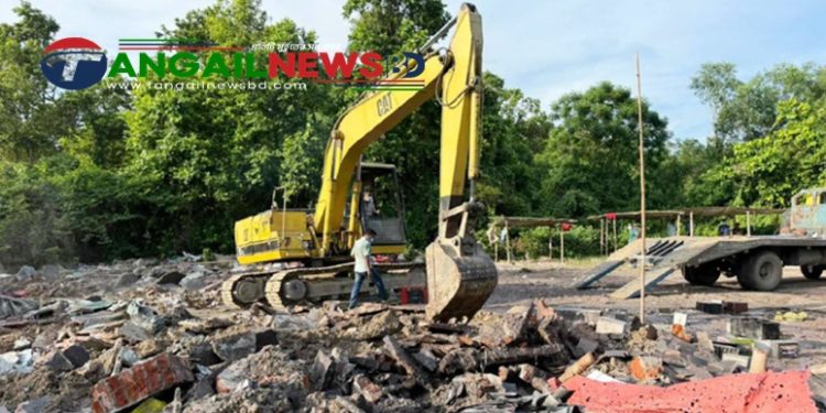 ঘাটাইলের সাগরদিঘীতে অবৈধ দুই সিসা কারাখানা উচ্ছেদ