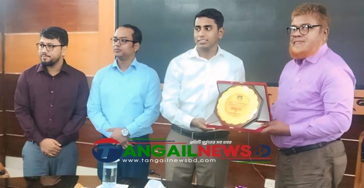 টাঙ্গাইলের শ্রেষ্ঠ কানুনগো দেলদুয়ার ভূমি অফিসের রফিকুল