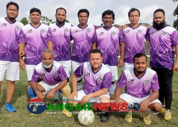 টাঙ্গাইল স্টেডিয়ামে মনিং ফুটবল টুর্নামেন্টে মেঘনা ও লৌহজং দল সেমিফাইনালে