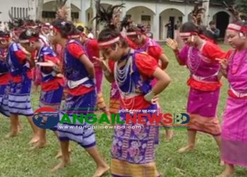 মধুপুর গড়ে আন্তর্জাতিক আদিবাসী দিবস উদযাপন