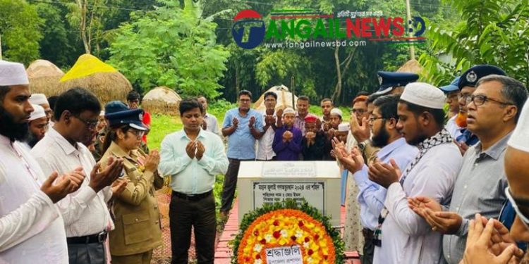 গোপালপুরে শহীদ ইমনের কবরে পুষ্পস্তবক অর্পণ