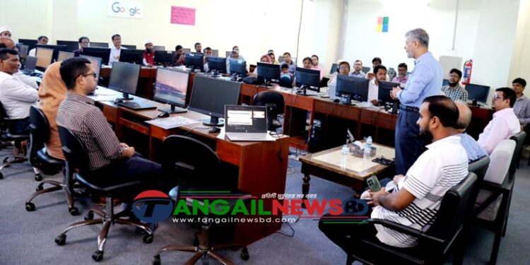 মাভাবিপ্রবিতে আধুনিক শিক্ষণ পদ্ধতিতে লার্নিং ম্যানেজমেন্ট সিস্টেম প্রশিক্ষণ