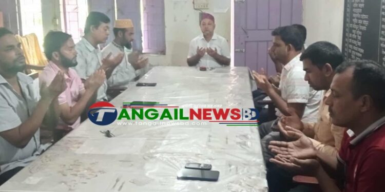 পবিত্র ঈদে মিলাদুন্নবী (সা.) উপলক্ষে সুন্না আব্বাছিয়া স্কুলে দোয়া মাহফিল