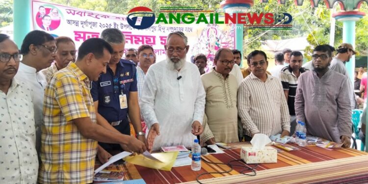 গোপালপুরে দুর্গোৎসবে আর্থিক অনুদান প্রদান করলেন সালাম পিন্টু