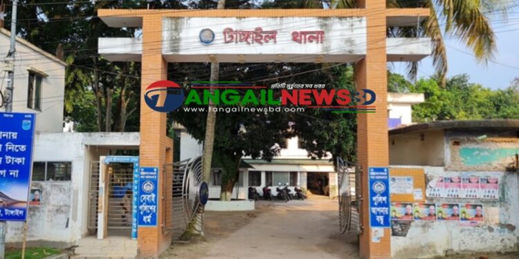 কাদের সিদ্দিকীর বাড়িতে হামলা ভাঙচুরের ঘটনায় টাঙ্গাইল থানায় অভিযোগ