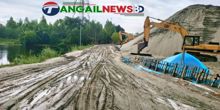 অনুমোদনবিহীন বালু ব্যবসায় কালিহাতীতে চার লাখ টাকা জরিমানা