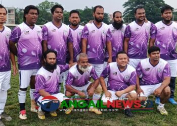 টাঙ্গাইল স্টেডিয়ামে প্রতিদ্বন্দিতাপূর্ন ম্যাচে মেঘনা ফুটবল দল ফাইনালে