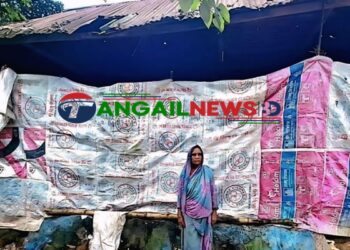 কেউ আমারে ঘর বানাইয়া দিলে সারাজীবন নামাজ পড়ে দোয়া করতাম