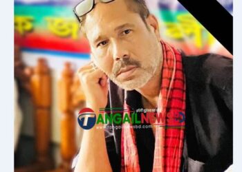 বিমানবন্দরে আটকে দেওয়া হলো আজাদ সিদ্দিকীকে