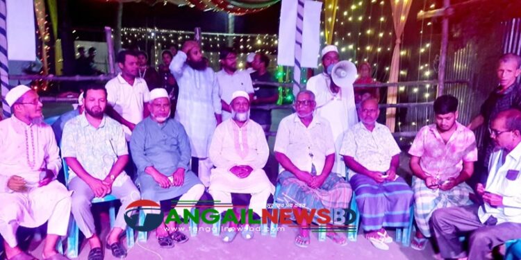 টাঙ্গাইলে জামায়াতে ইসলামীর নেতৃবৃন্দের পূজা মন্ডপ পরিদর্শন