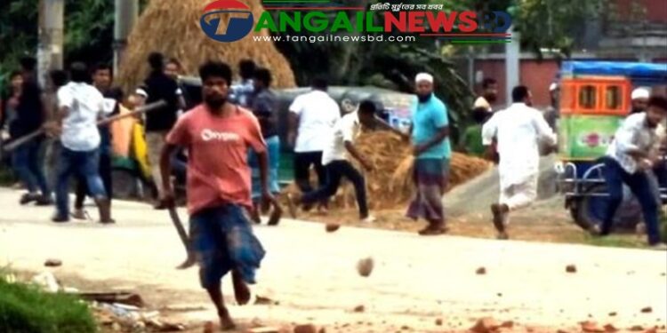 মির্জাপুরে বিএনপি নেতার পোষ্টার ছেড়ার ঘটনায় দুই পক্ষের সংঘর্ষ আহত ৭