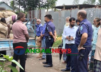 কালিহাতীতে খাদ্যবান্ধব কর্মসূচির ১২৬ বস্তা সরকারি চাল উদ্ধার