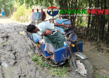 মির্জাপুরের মহেড়ায় দুই কিলোমিটার সড়কে ভোগান্তি লক্ষাধিক মানুষের