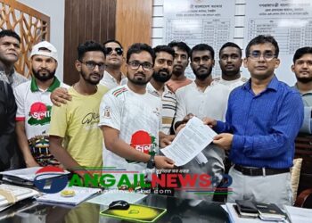 ৭ দফা দাবিতে টাঙ্গাইলে জুলাই যোদ্ধাদের স্মারকলিপি প্রদান