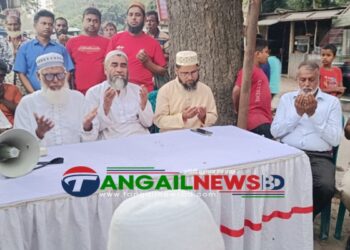 কালিহাতীতে অগ্নিকান্ডে ক্ষতিগ্রস্ত ব্যবসায়ীদের পাশে জামায়াত নেতা রাজ্জাক