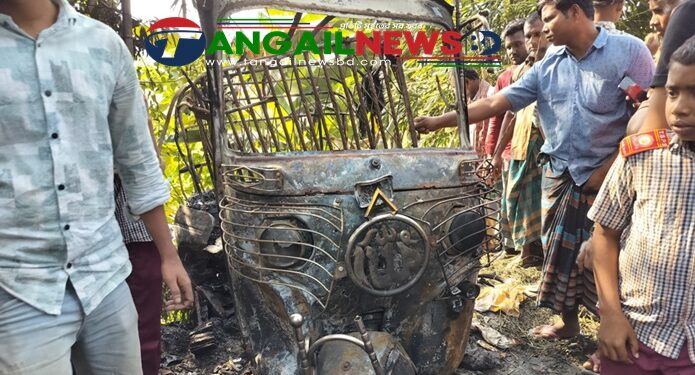 কালিহাতীতে মাইক্রোবাসের ধাক্কায় সিএনজিতে আগুন ॥ পুড়ে যাত্রীর মৃত্যু