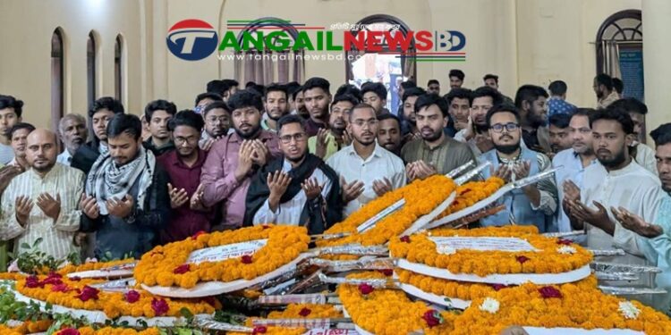 মওলানা ভাসানীর মাজারে এনসিপি নেতৃবৃন্দের শ্রদ্ধা নিবেদন