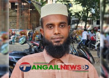 টাঙ্গাইলে অটোরিকশা চুরির বিচারের দাবিতে দ্বারে দ্বারে ঘুরছেন মাজেদ