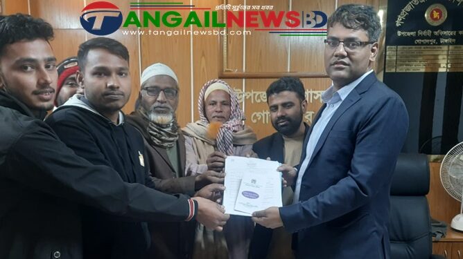 টাঙ্গাইল-২ আসনে শাকিল উজ্জামানের পক্ষে মনোনয়ন ফরম উত্তোলন