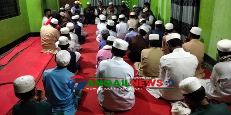 গোপালপুরে খালেদা জিয়ার রোগমুক্তি কামনায় জামায়াতের দোয়া মাহফিল