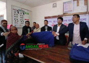 নাগরপুরে শীতার্ত মানুষের মাঝে শীতবস্ত্র বিতরণ