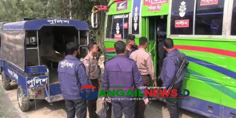 টাঙ্গাইল মহাসড়কে চলন্ত বাসে কলেজছাত্রীকে গণধর্ষণ ॥ ৩ জন গ্রেফতা