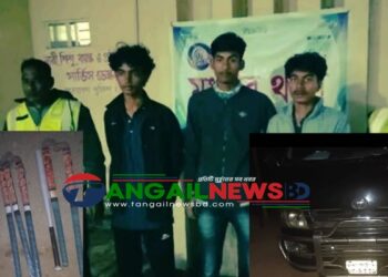 মধুপুরে স্বতন্ত্র প্রার্থীর গাড়িবহর থেকে দেশীয় অস্ত্রসহ তিনজন গ্রেফতার